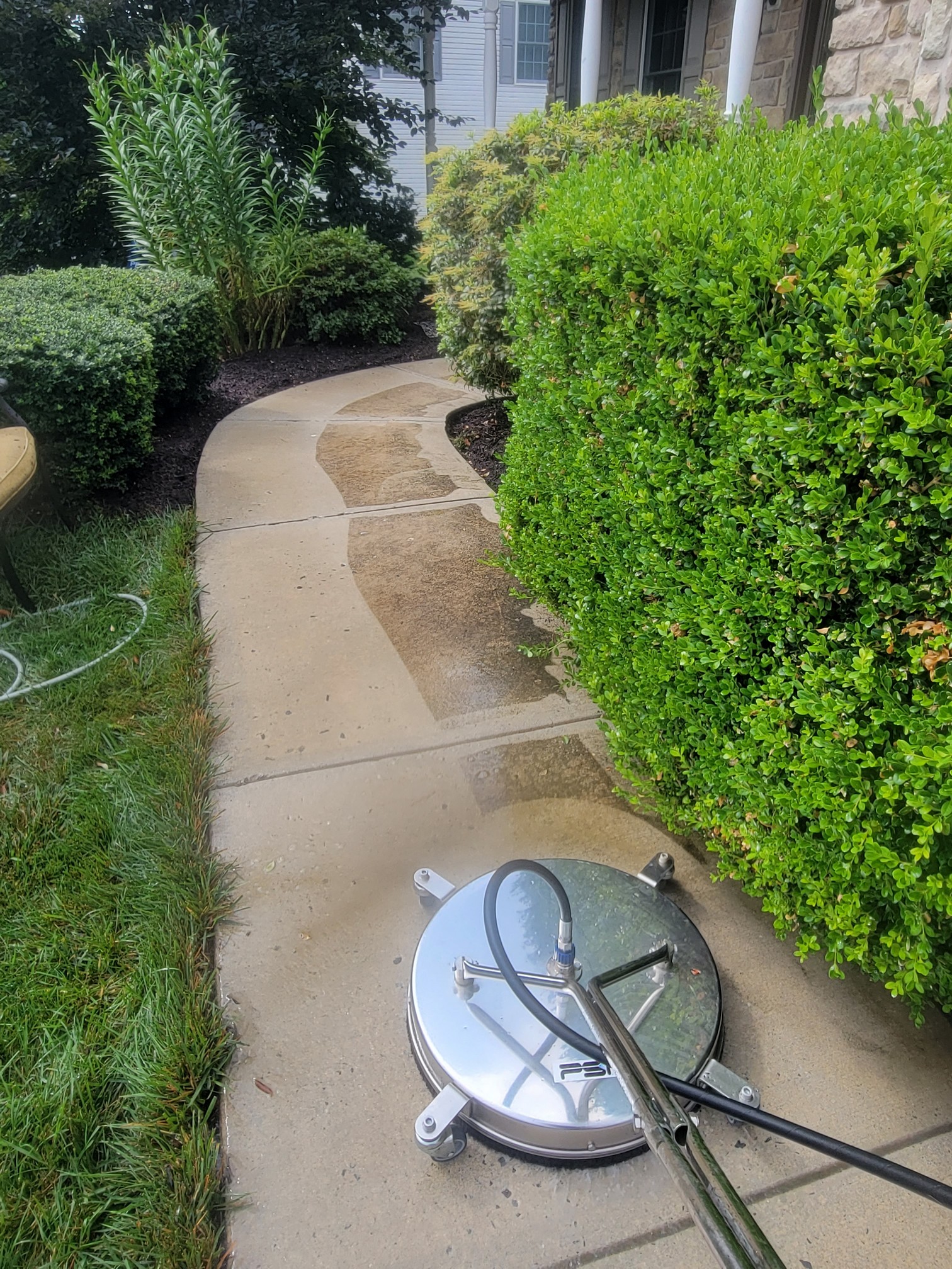 Driveway & Sidewalk Cleaning Service in Harrisburg, PA